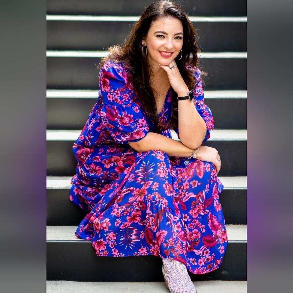 FORE Elegent Dainty Vibrant Floral Maxi Dress EUC Size Medium PTP 19